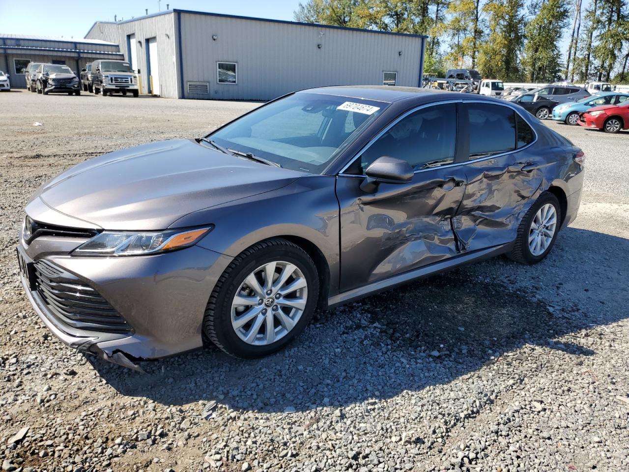TOYOTA CAMRY LE 2020
