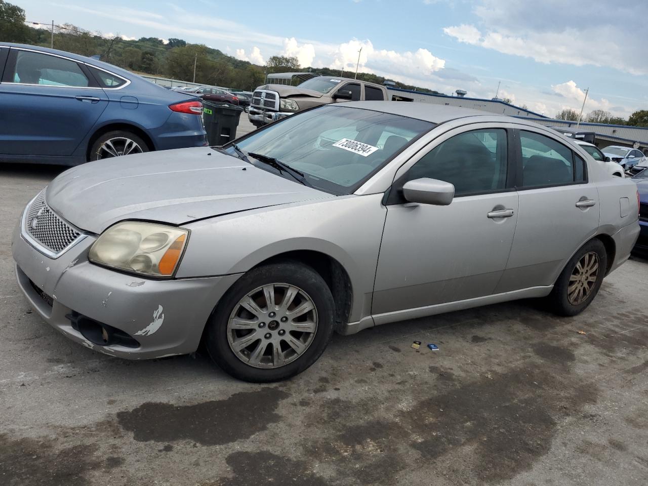 MITSUBISHI GALANT FE 2012