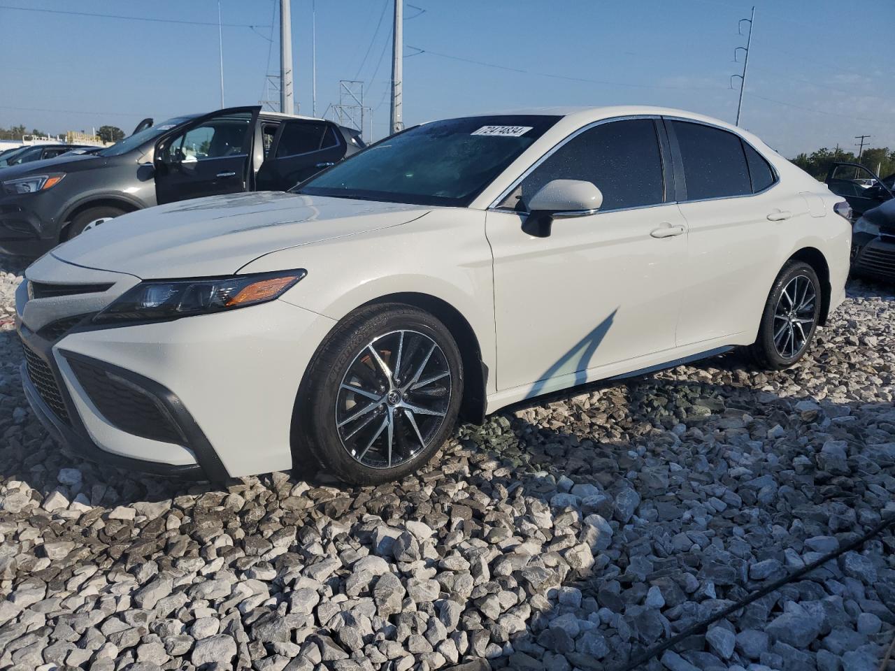TOYOTA CAMRY SE 2022