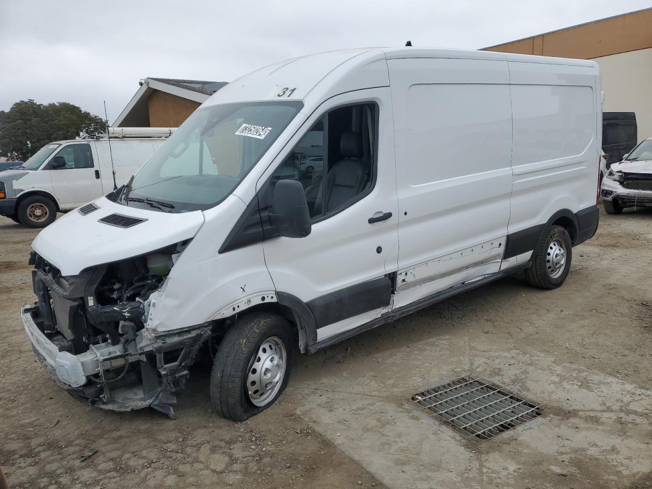 FORD TRANSIT T- 2023