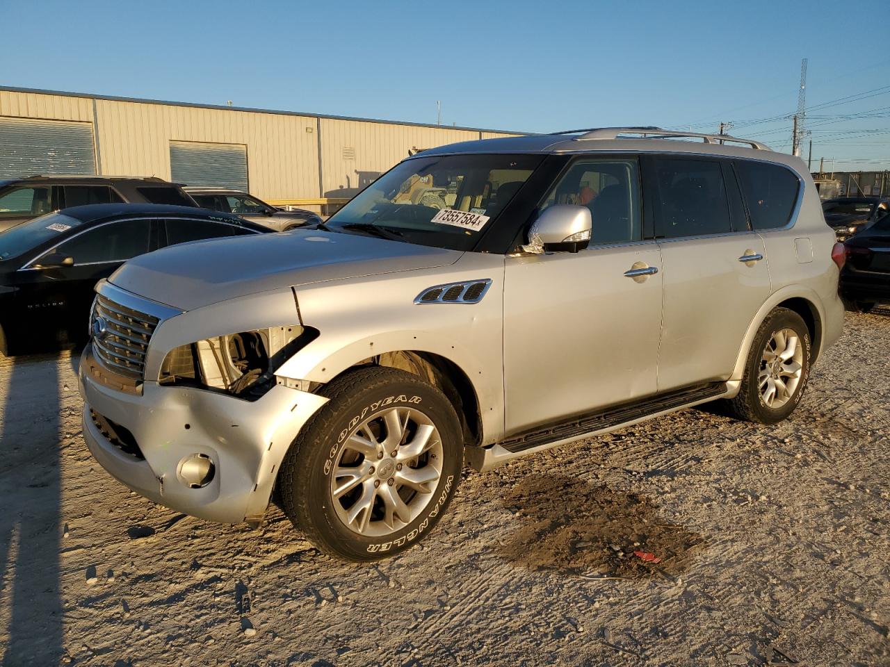 INFINITI QX56 2012