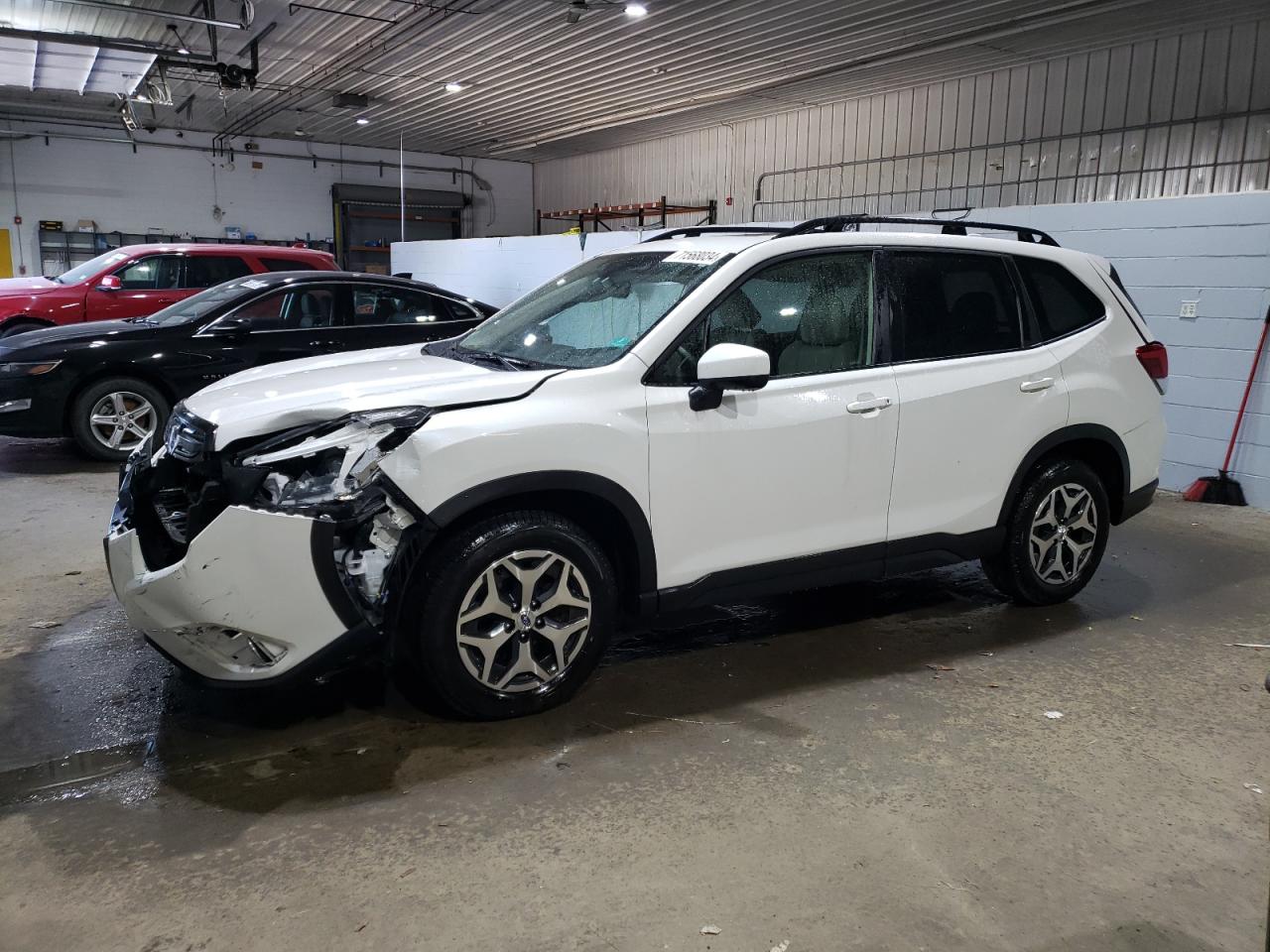 SUBARU FORESTER P 2022