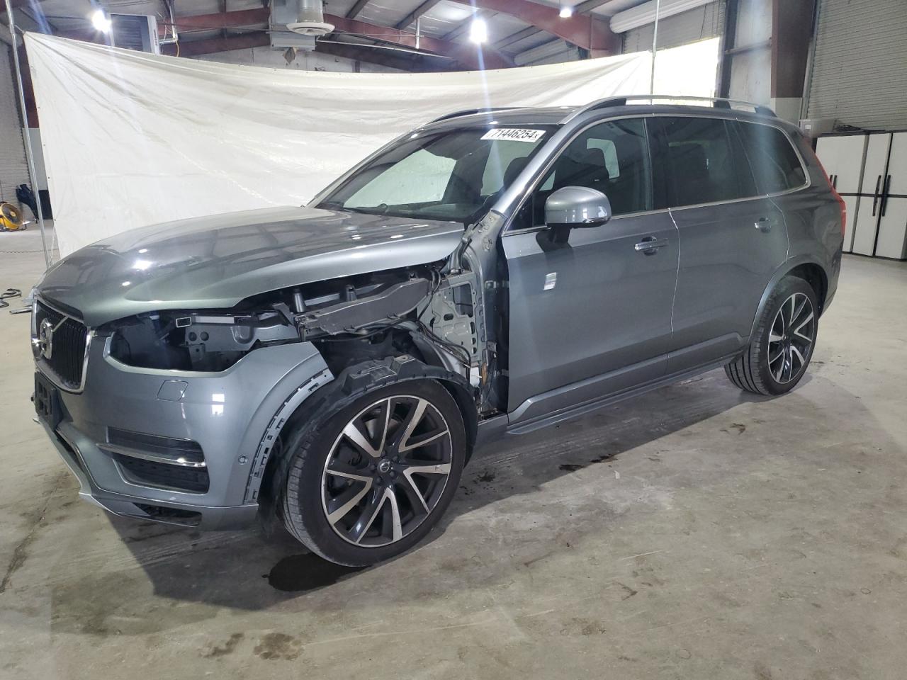 VOLVO XC90 T6 2018