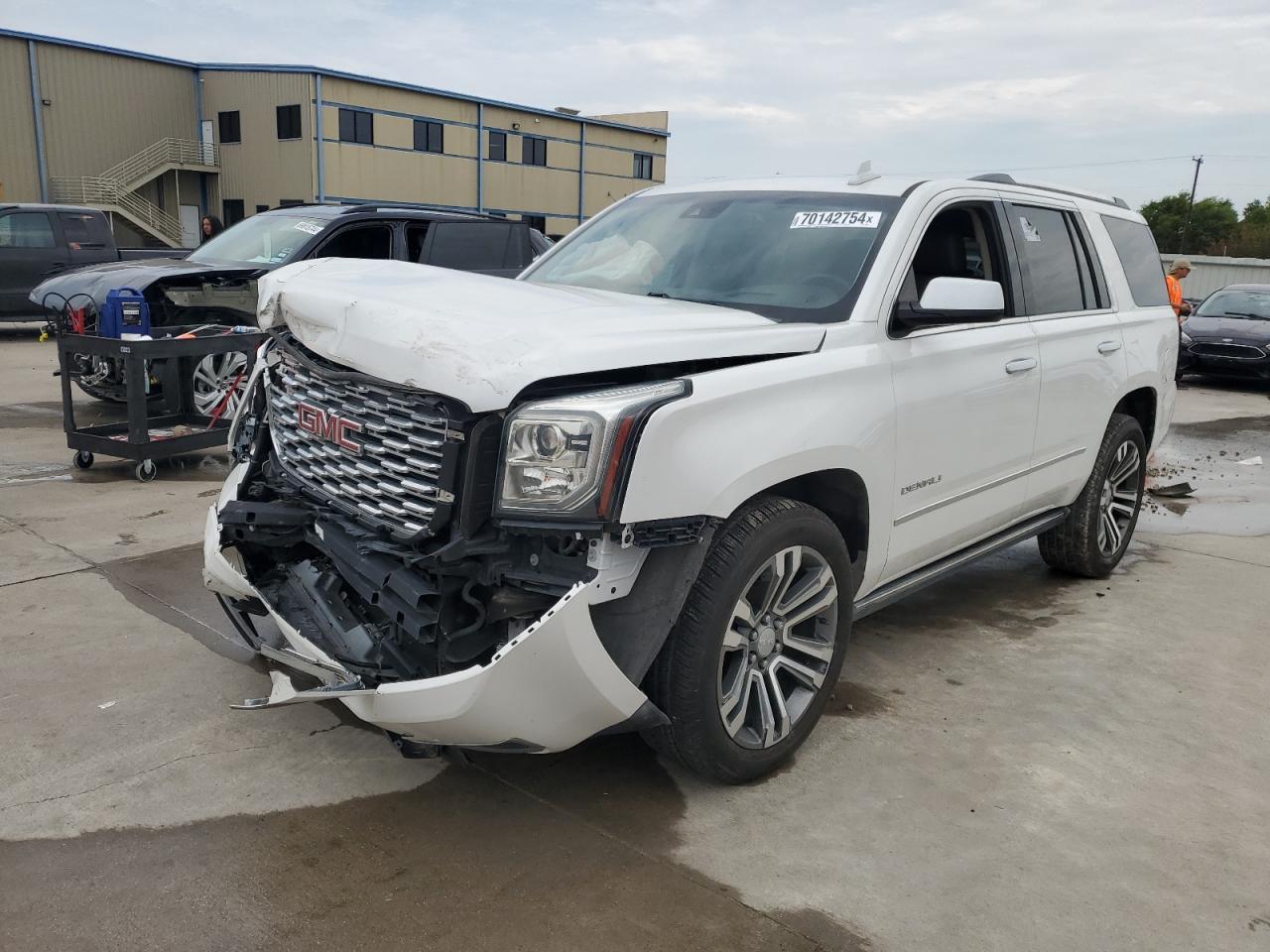 GMC YUKON DENA 2017