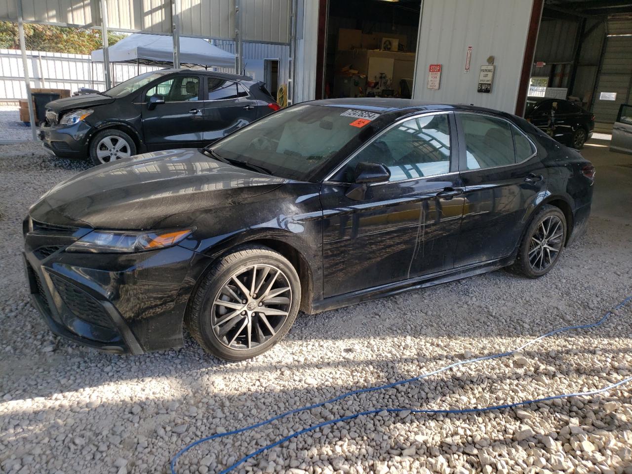 TOYOTA CAMRY 2022