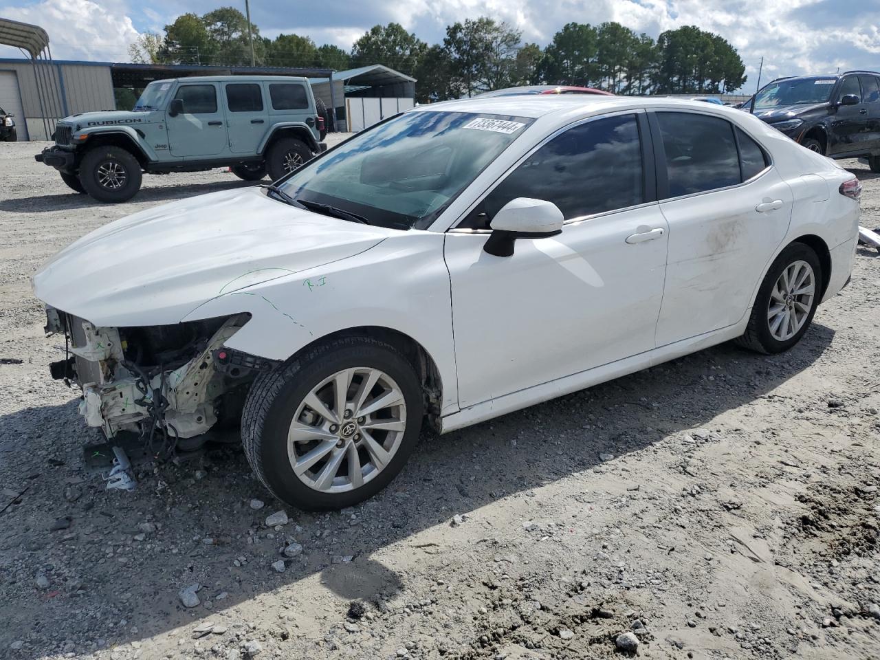 TOYOTA CAMRY LE 2021