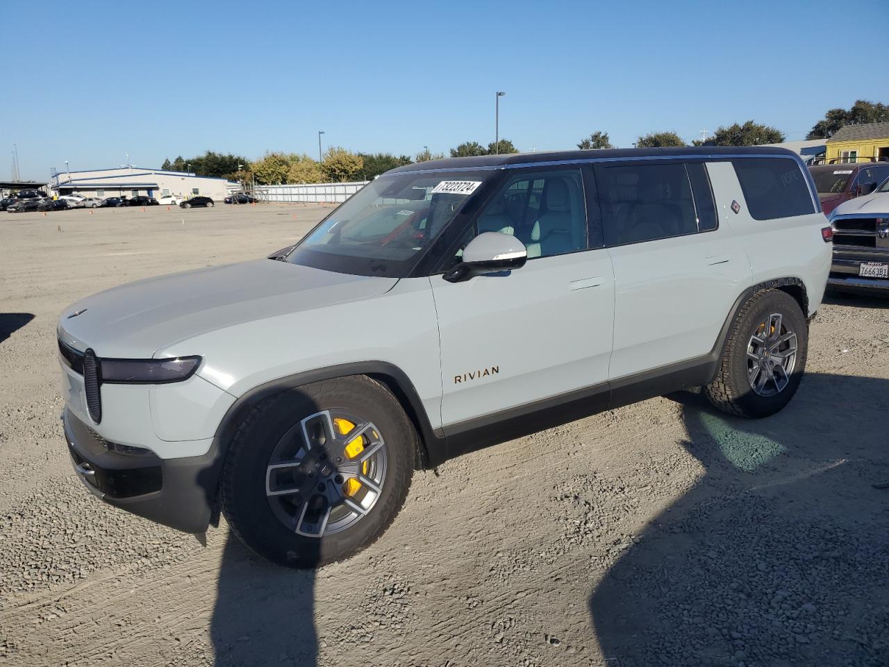 RIVIAN R1S ADVENT 2023