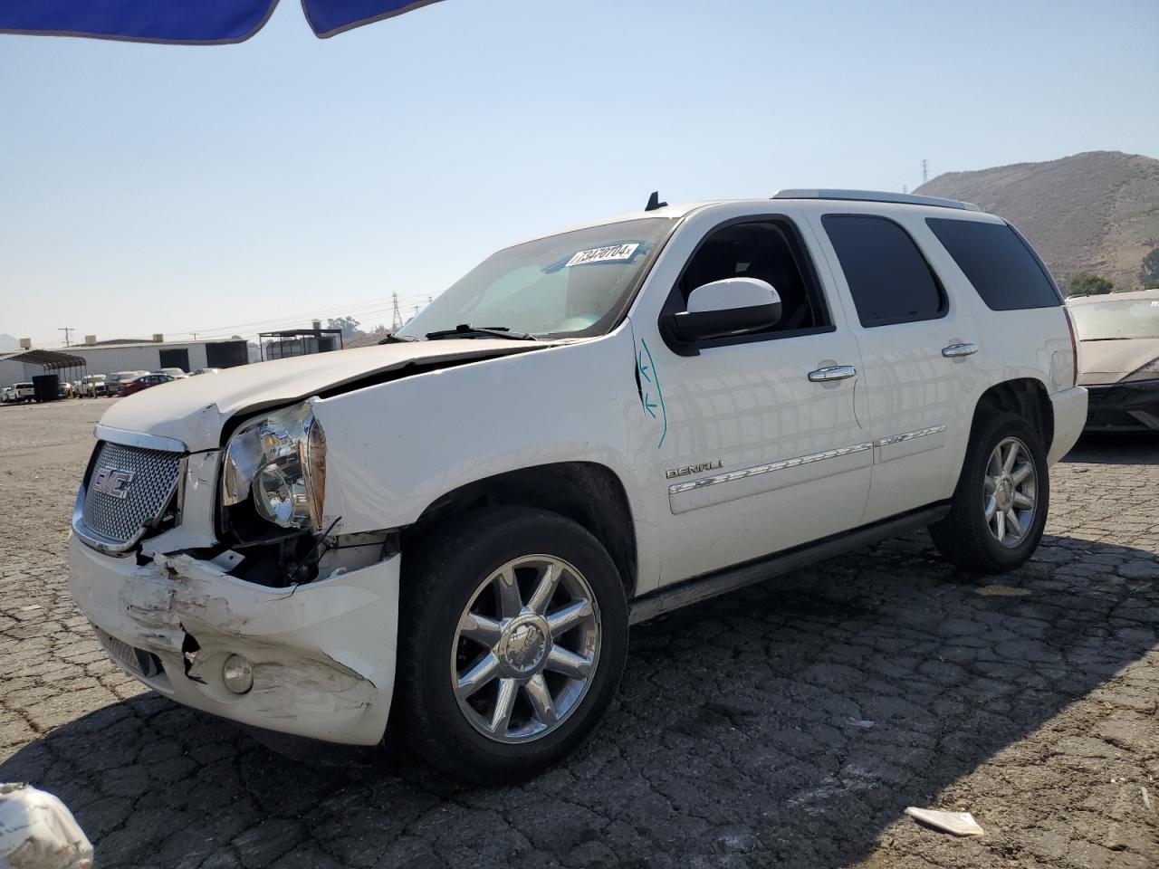 GMC YUKON DENA 2013