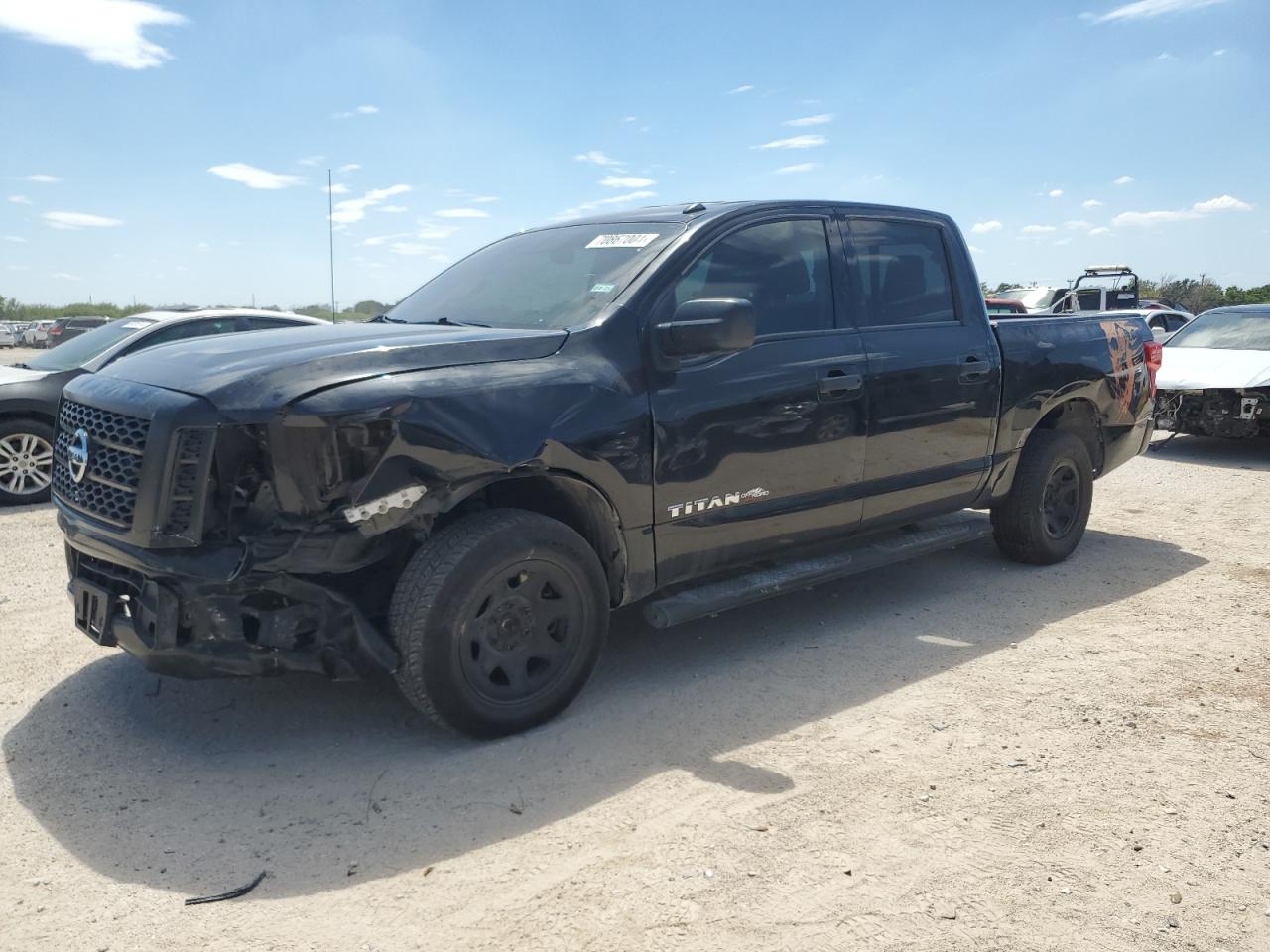 NISSAN TITAN S 2019