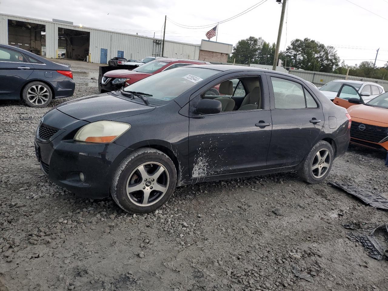 TOYOTA YARIS 2009