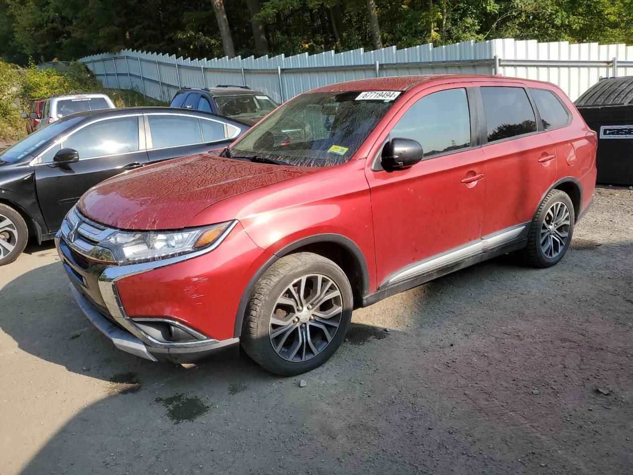 MITSUBISHI OUTLANDER 2017