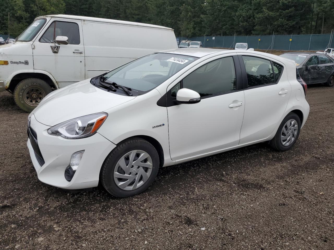 TOYOTA Prius C 2015