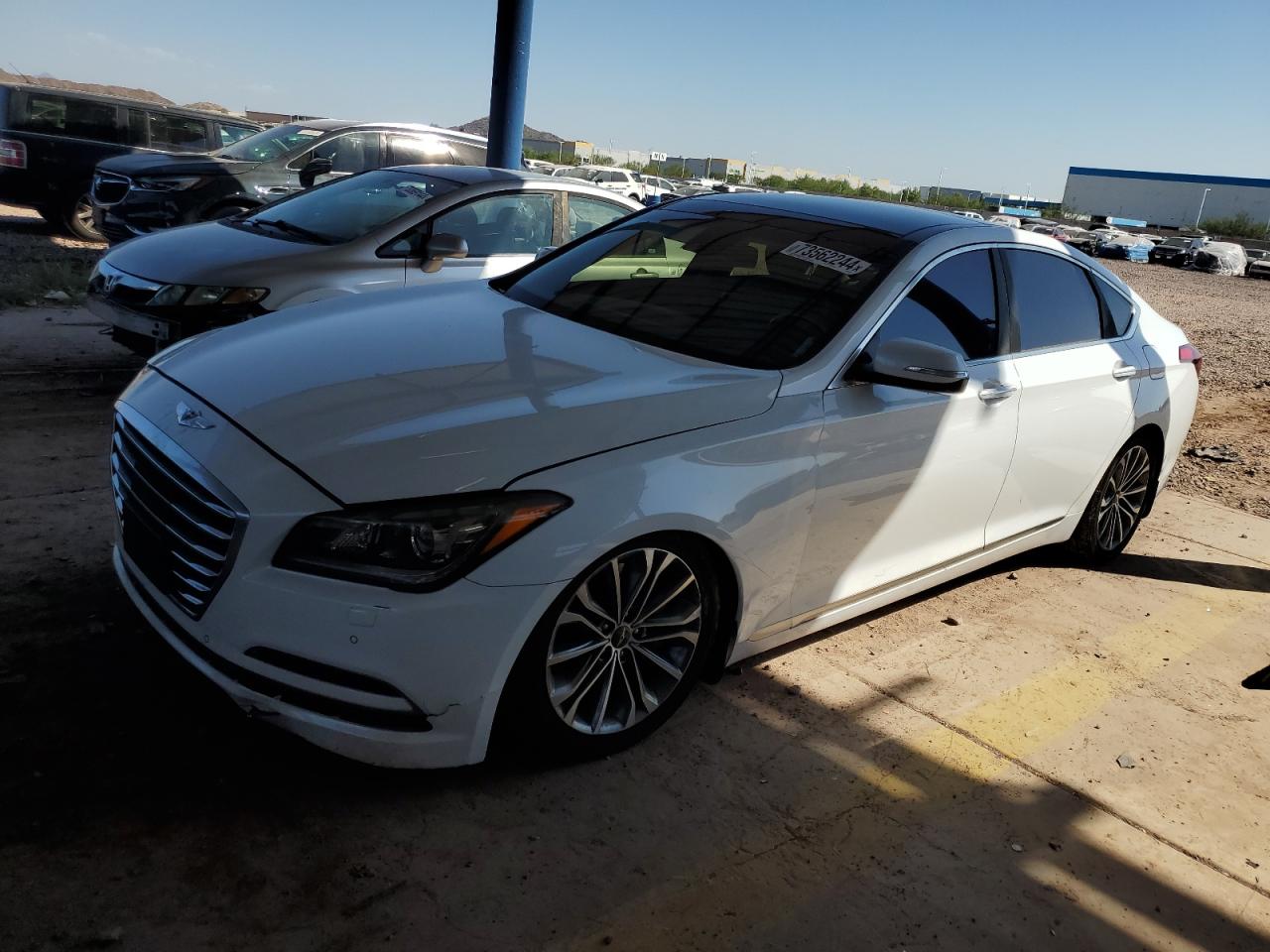 HYUNDAI GENESIS 3. 2015