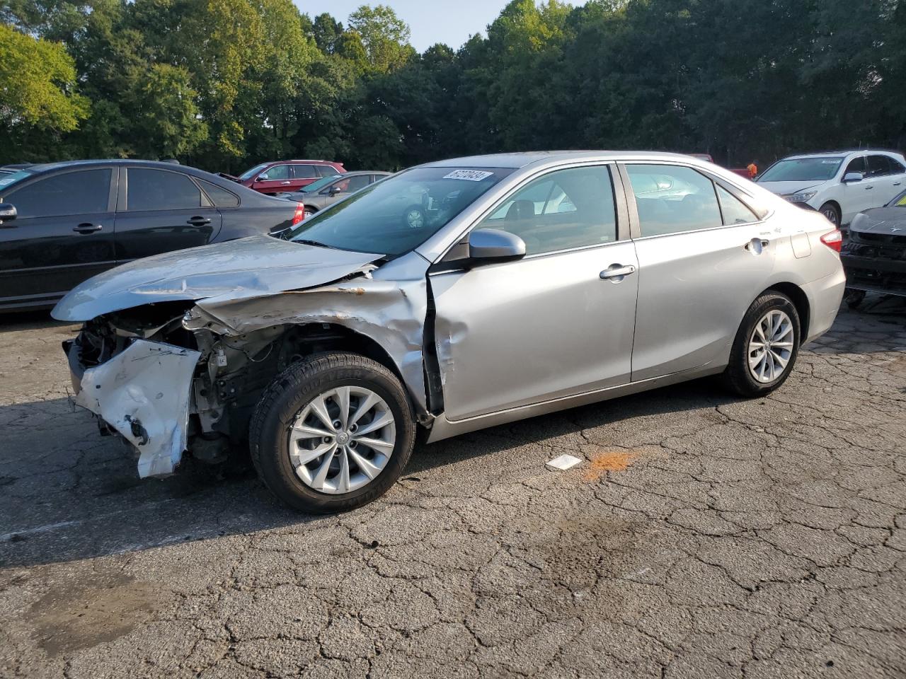 TOYOTA CAMRY LE 2016