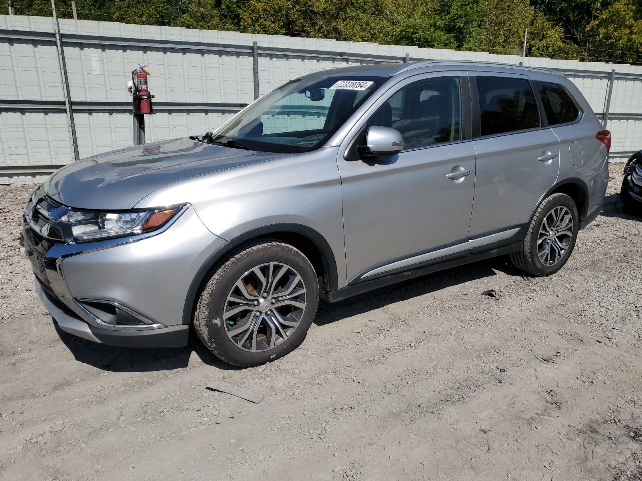 MITSUBISHI OUTLANDER 2018