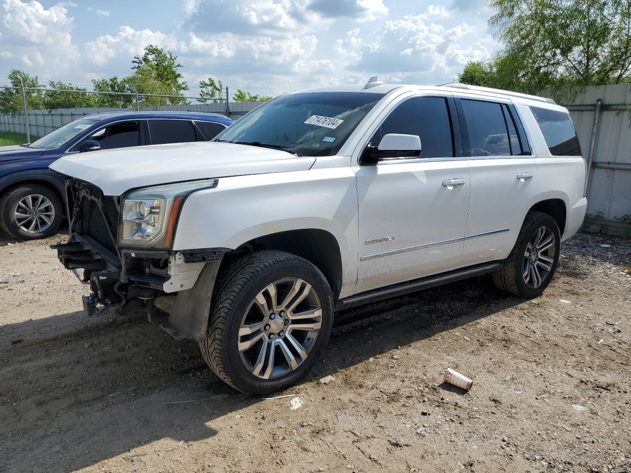 GMC YUKON DENA 2017