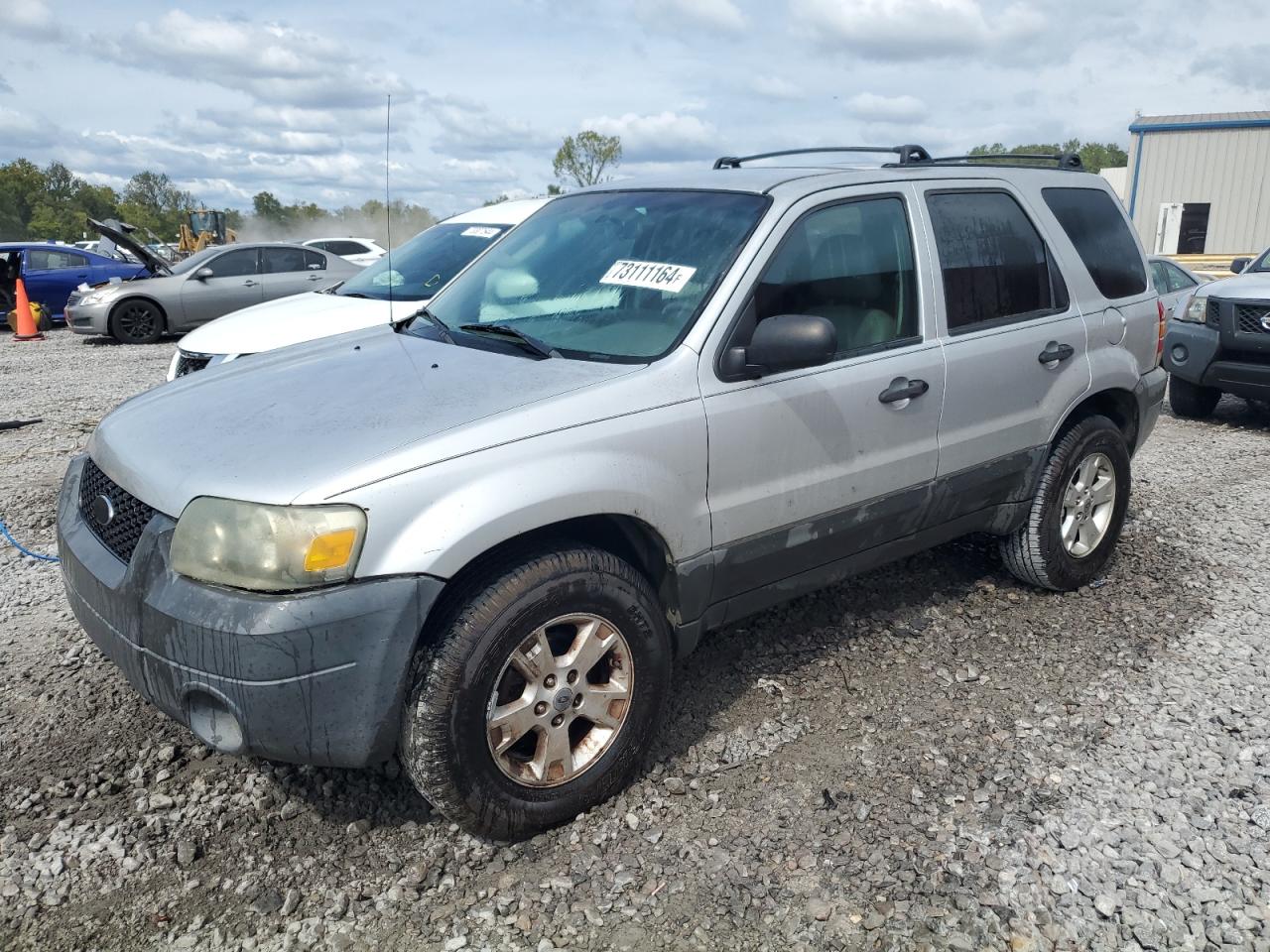 FORD ESCAPE XLS 2005