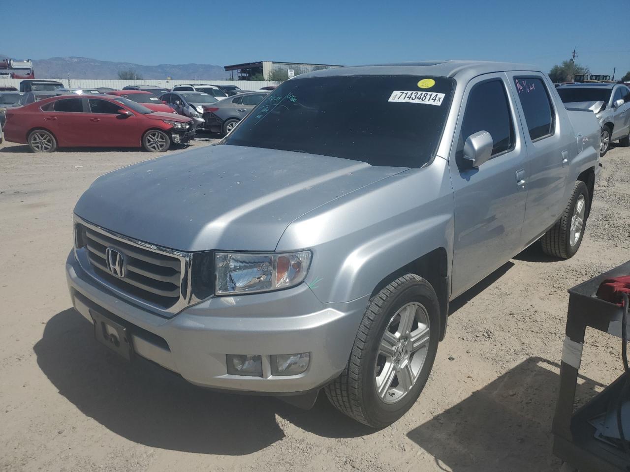HONDA RIDGELINE 2014