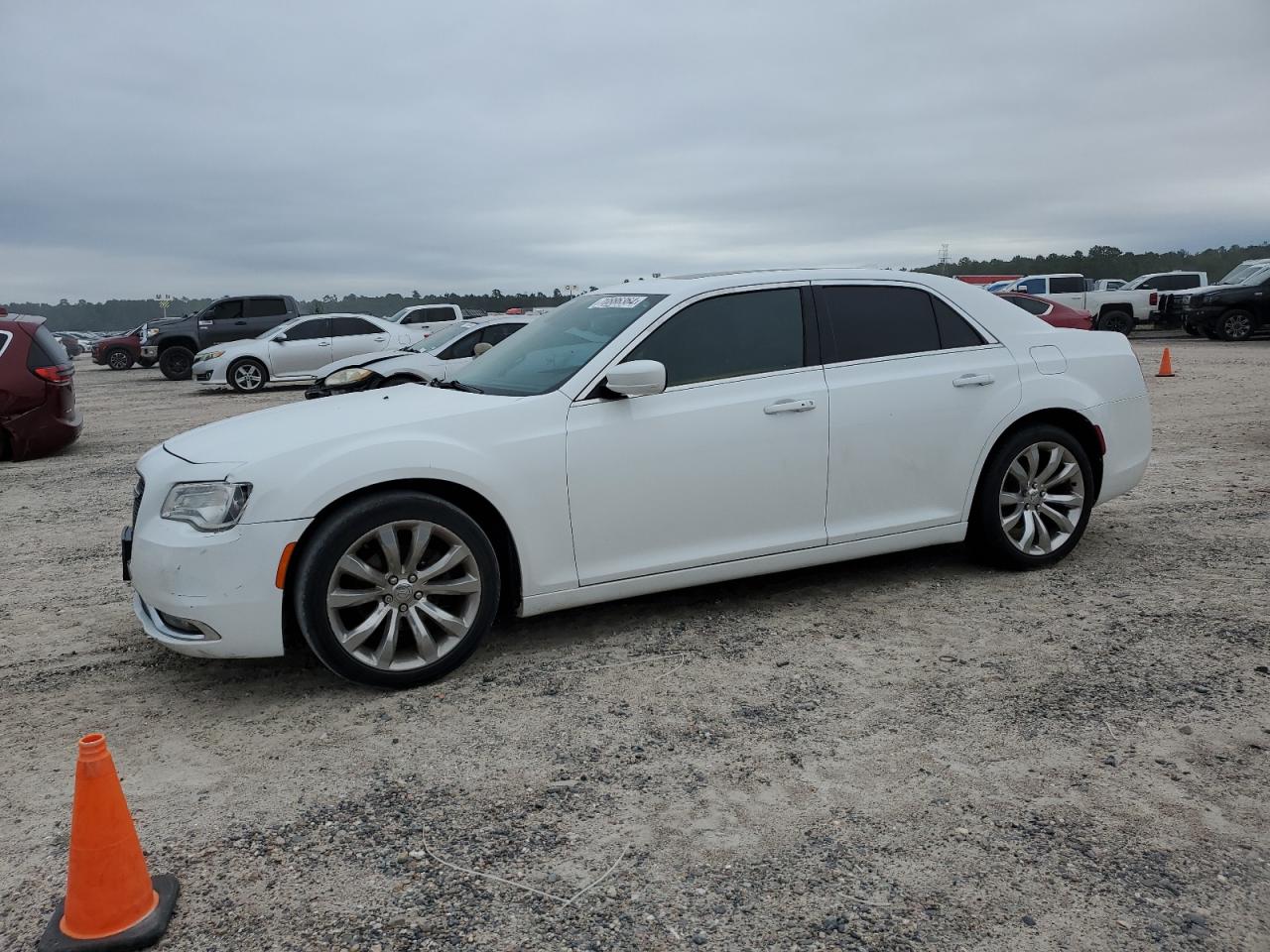 CHRYSLER 300 LIMITE 2016