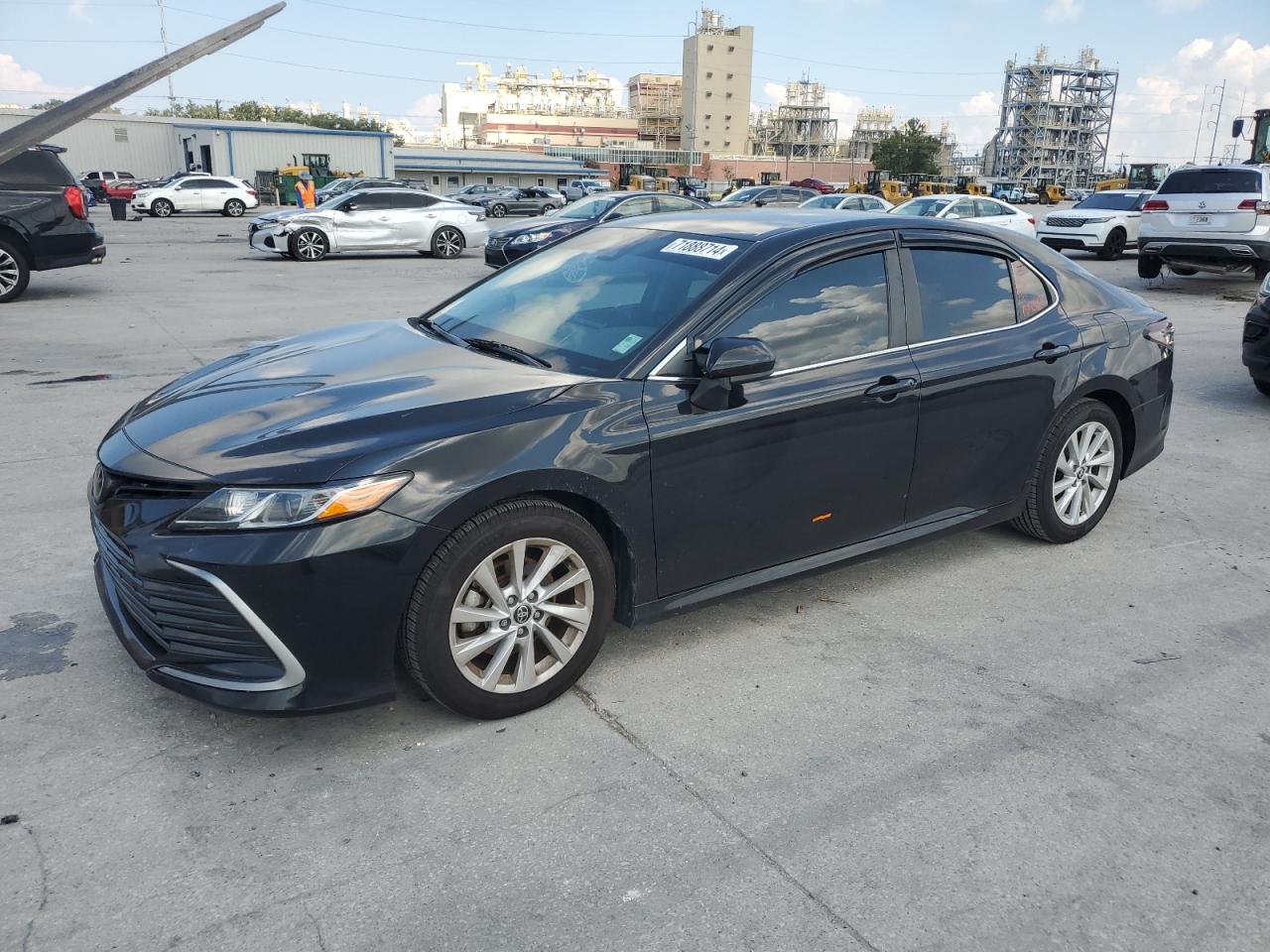 TOYOTA CAMRY LE 2021