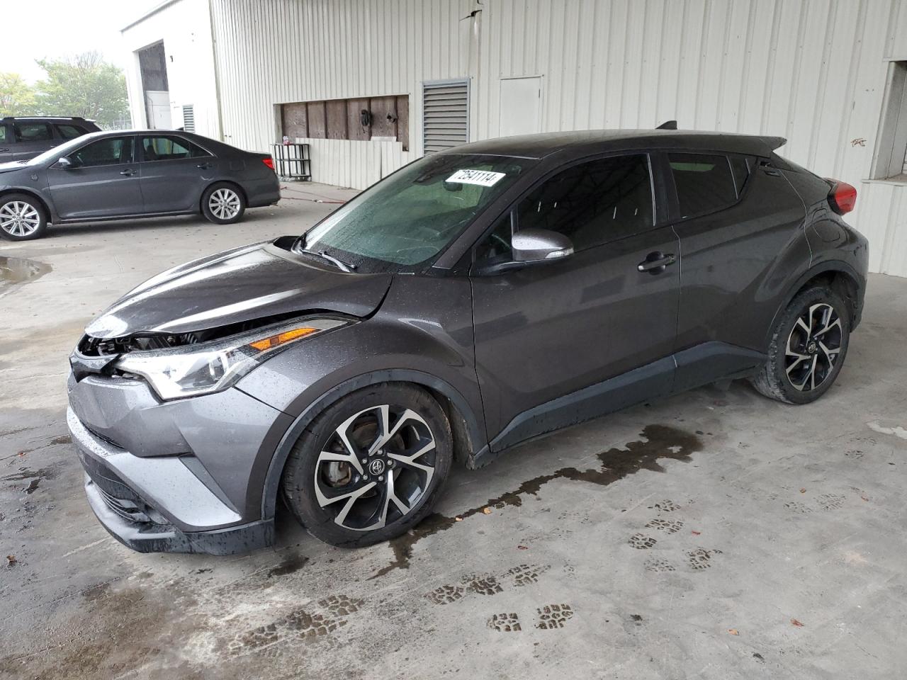 TOYOTA C-HR XLE 2018