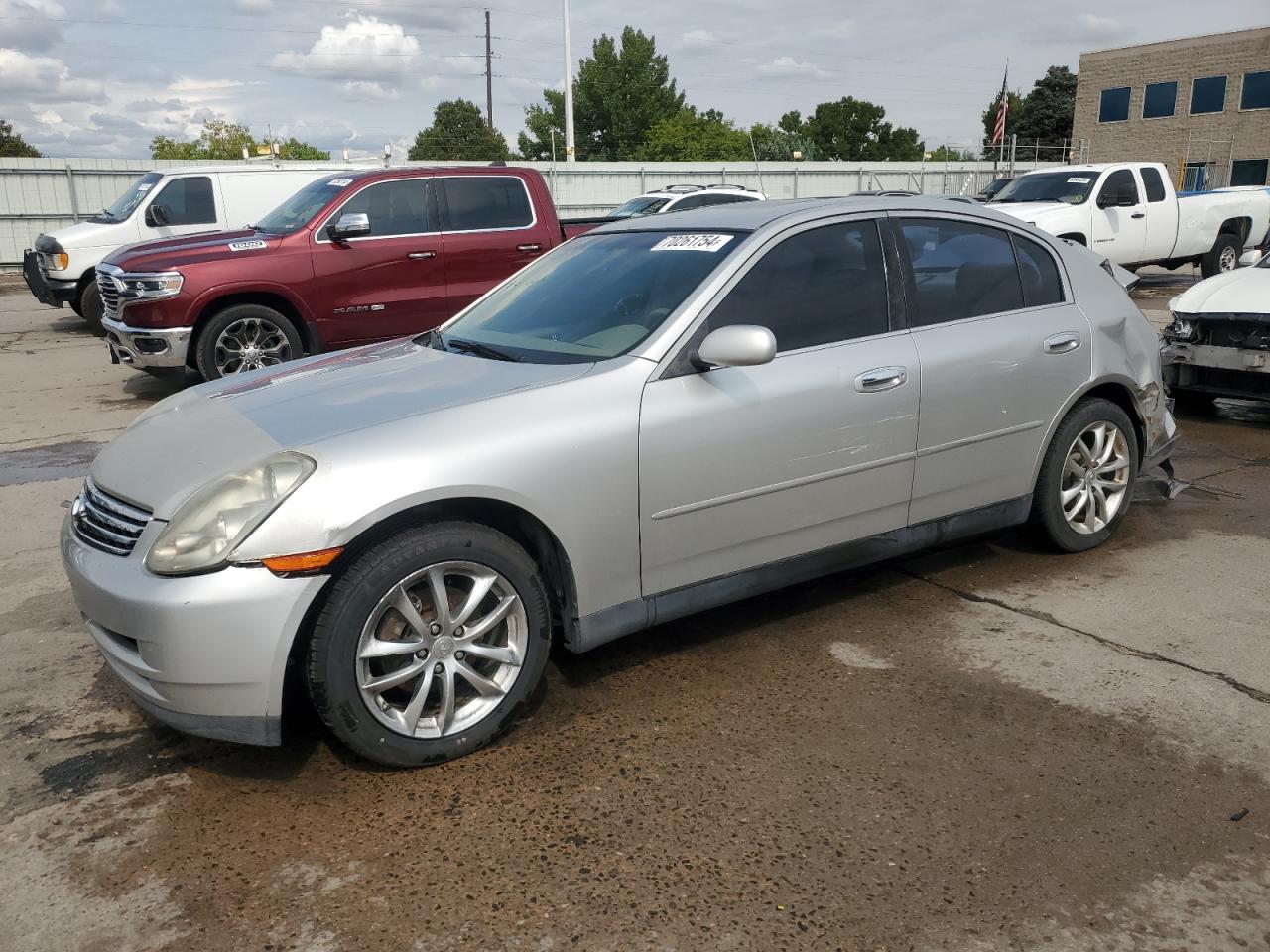 INFINITI G35 2004