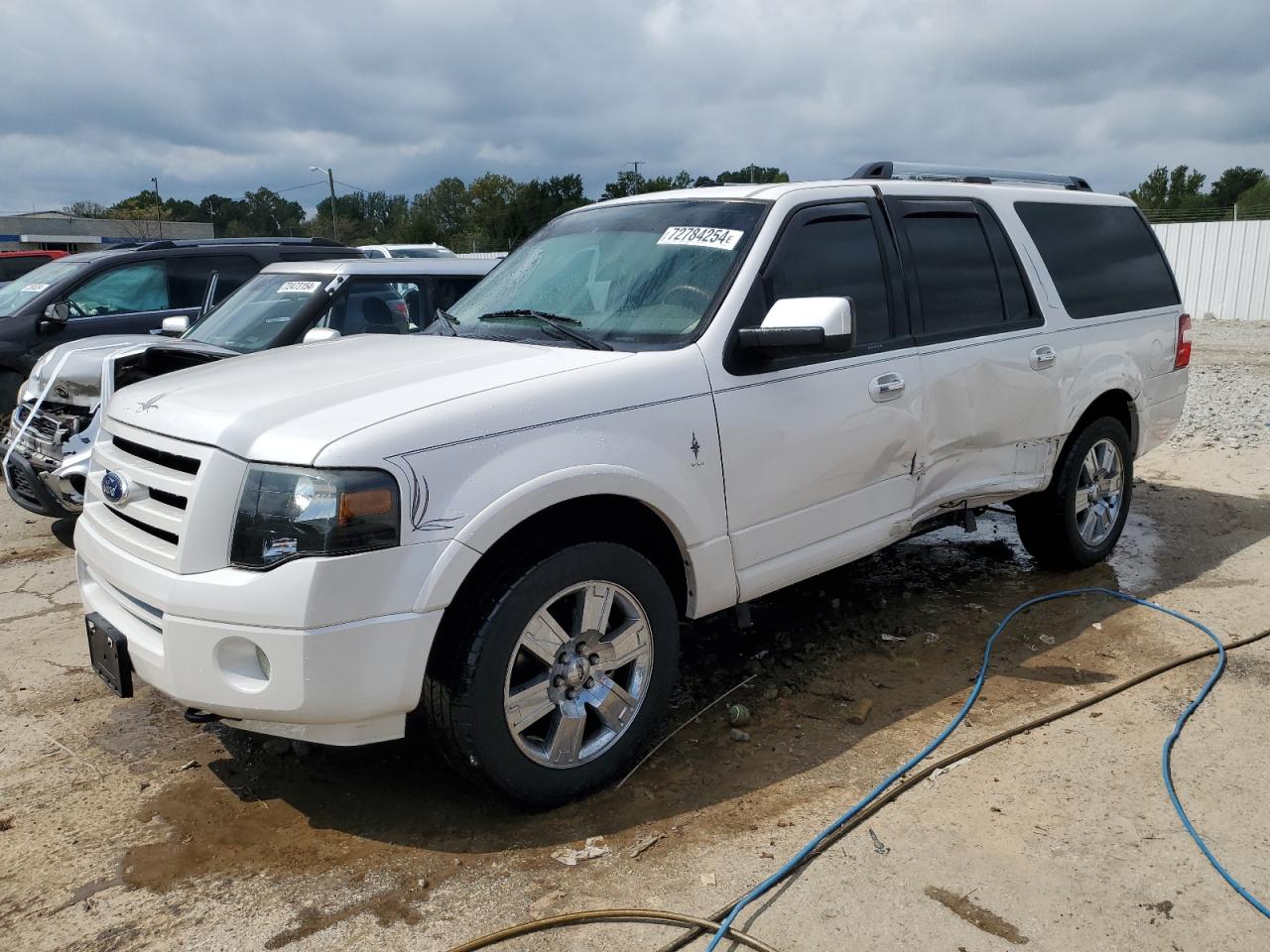 FORD EXPEDITION 2010