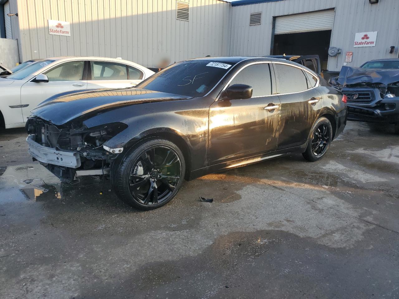 INFINITI M37 2011