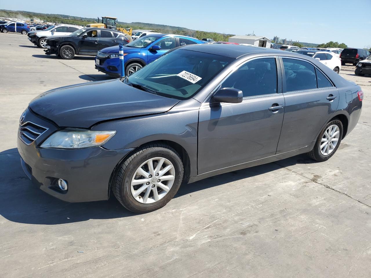 TOYOTA CAMRY BASE 2011