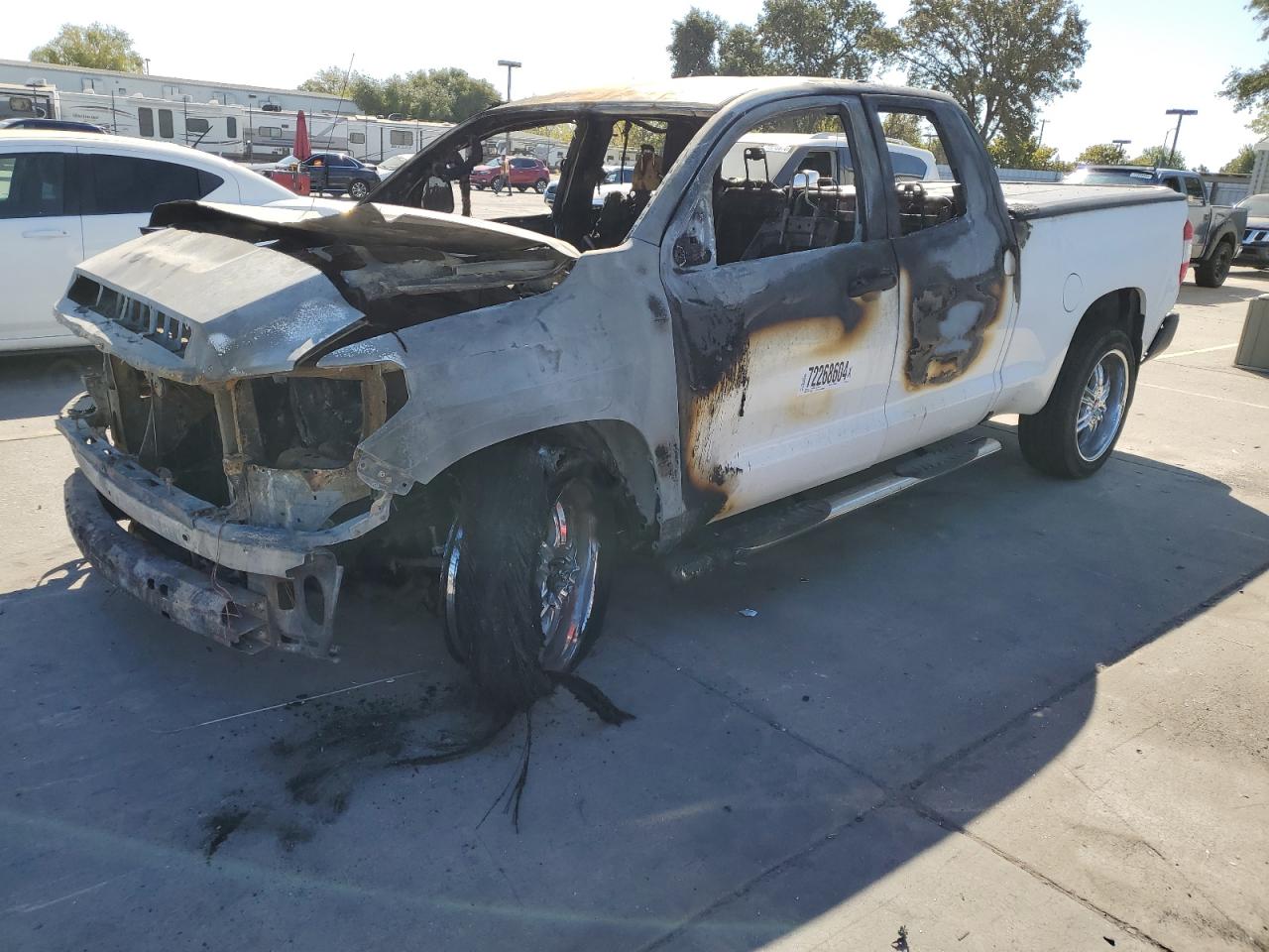 TOYOTA TUNDRA DOU 2014