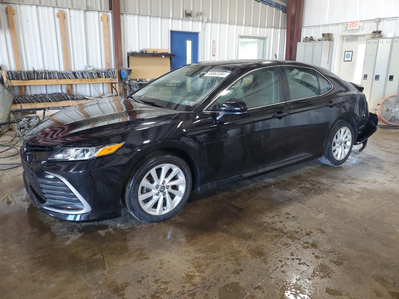 TOYOTA CAMRY LE 2023