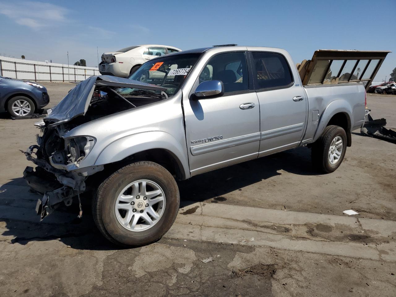 TOYOTA TUNDRA DOU 2004