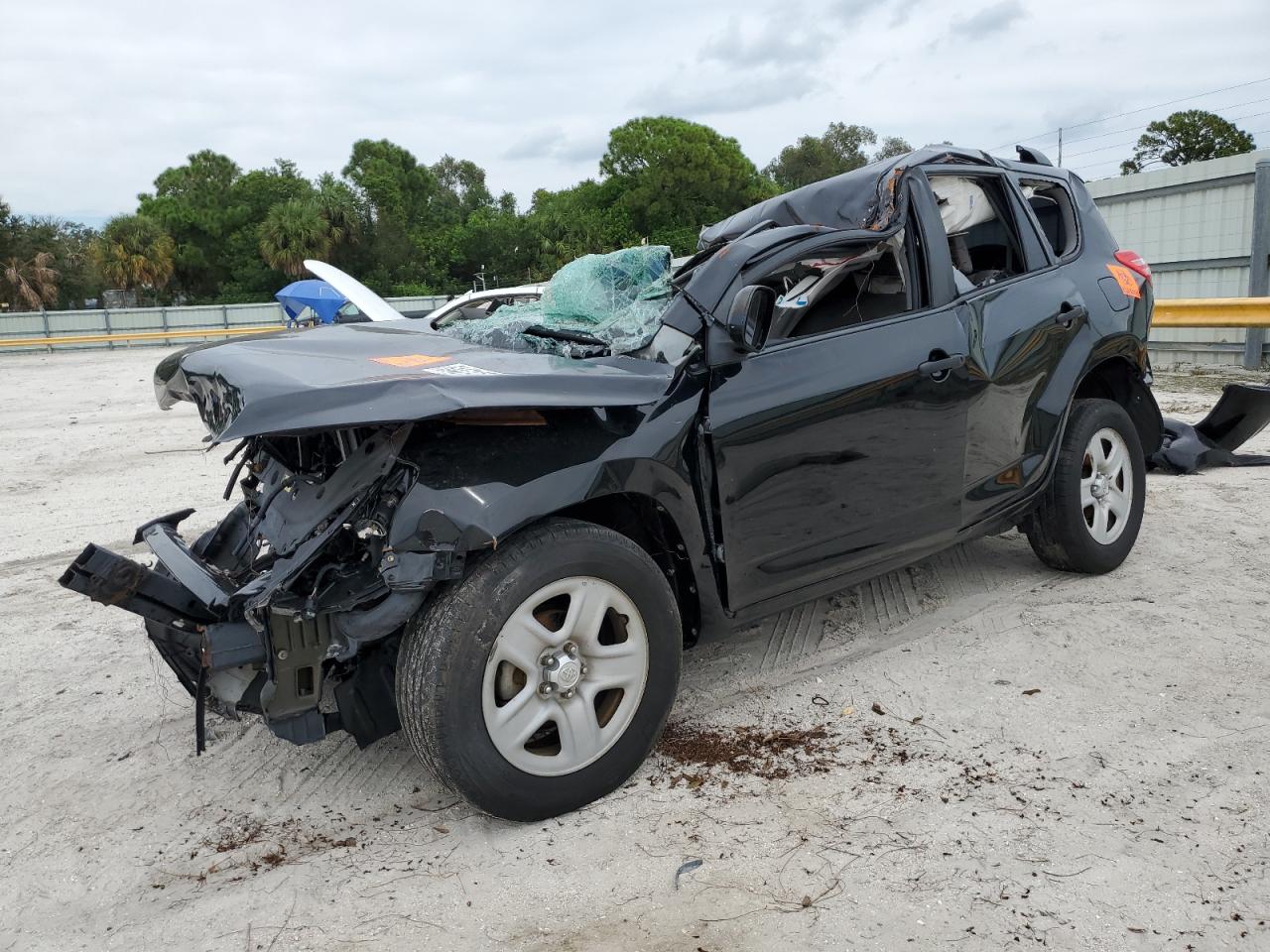 TOYOTA RAV4 2012