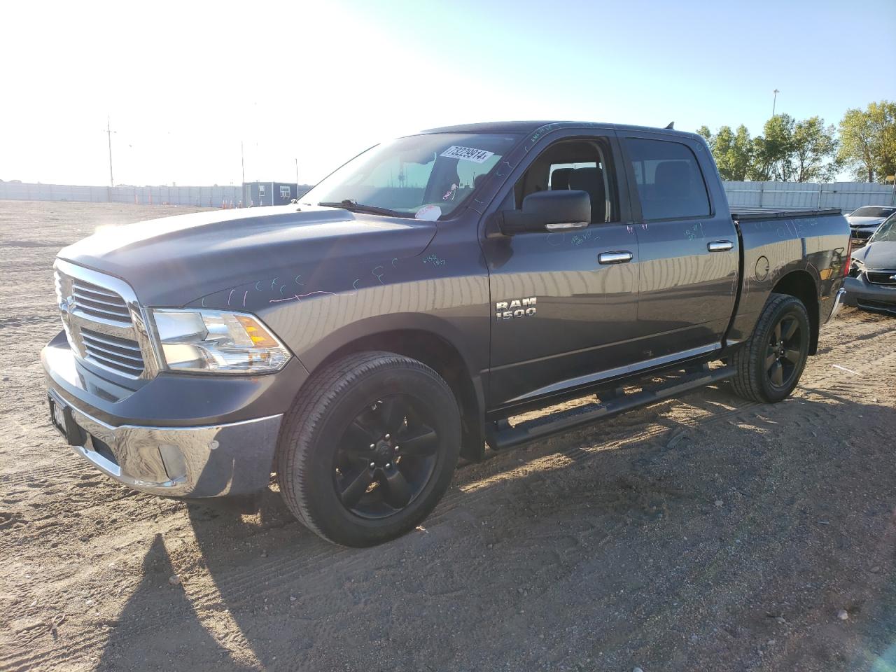 RAM 1500 SLT 2016