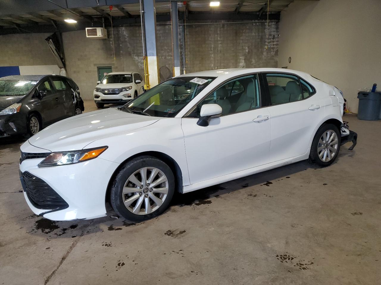 TOYOTA CAMRY LE 2020
