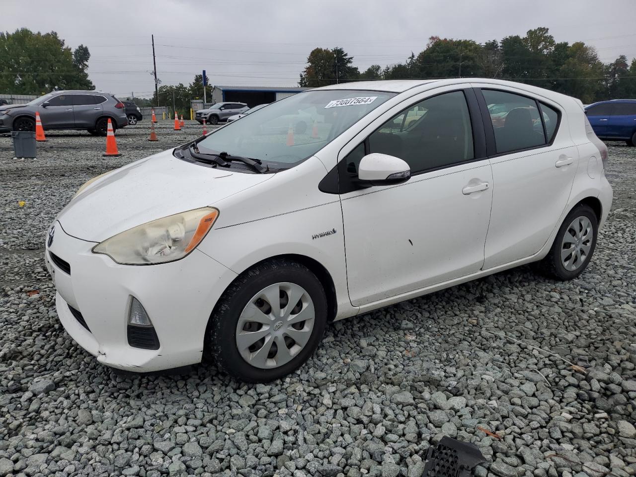 TOYOTA Prius C 2012