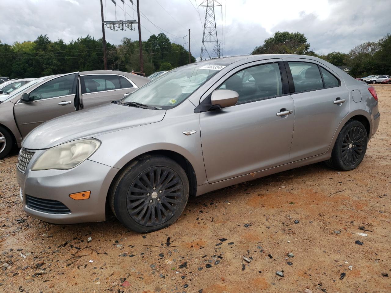 SUZUKI KIZASHI SE 2012