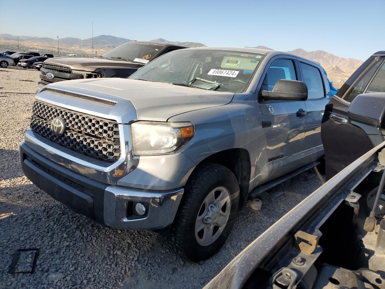 TOYOTA TUNDRA CRE 2020