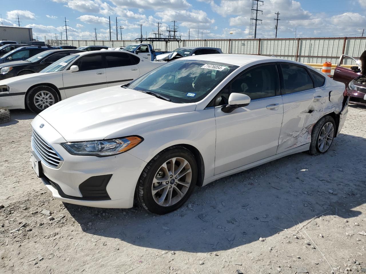 FORD FUSION SE 2020