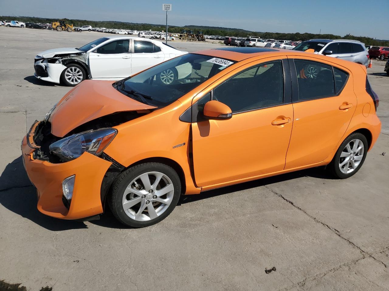 TOYOTA PRIUS C 2015