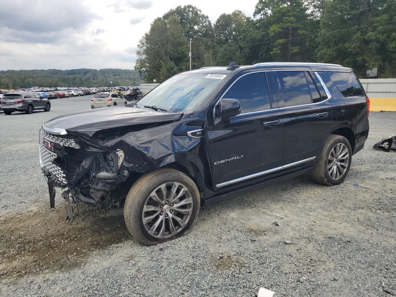 GMC YUKON DENA 2021