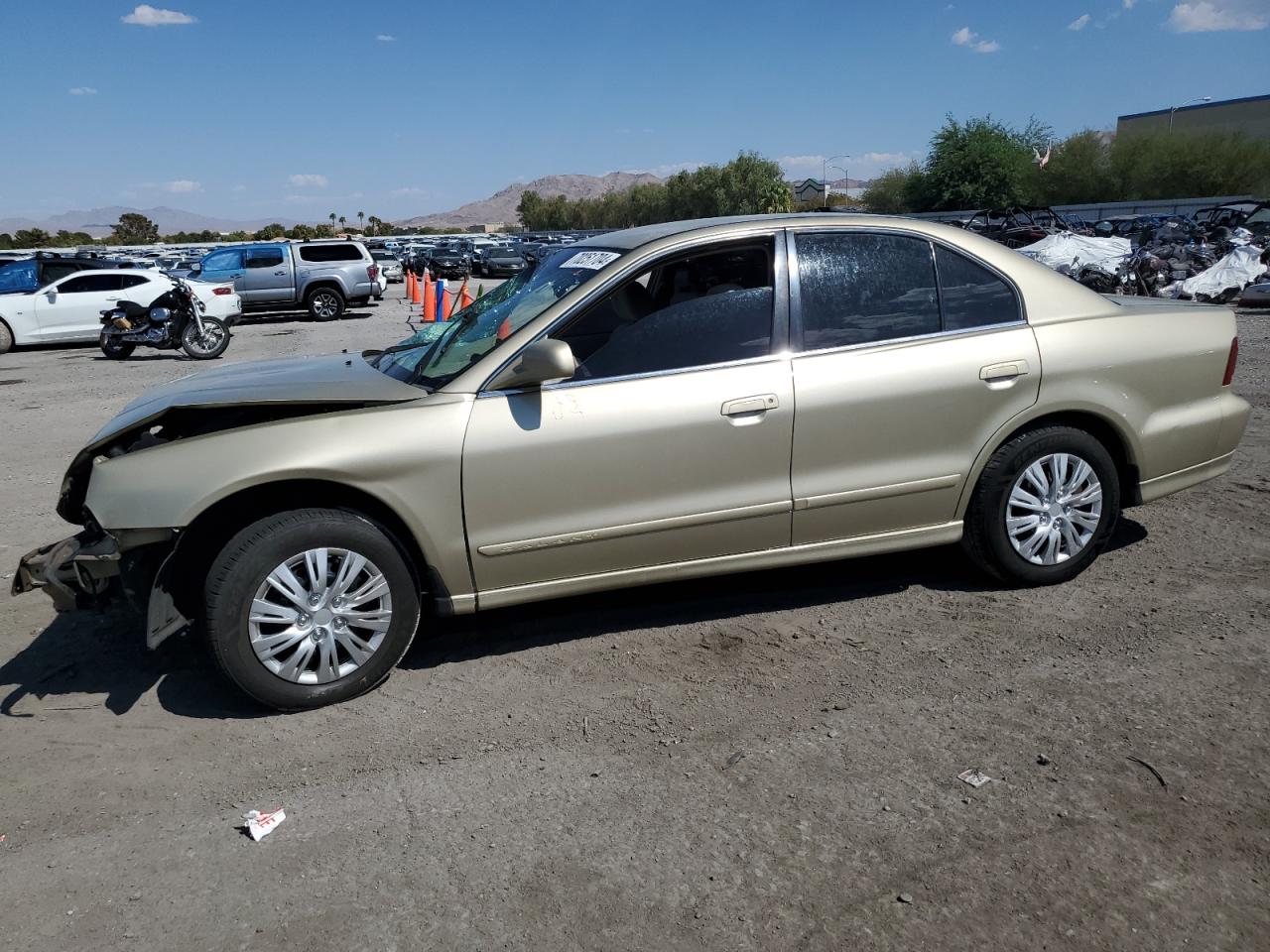 MITSUBISHI GALANT ES 2001