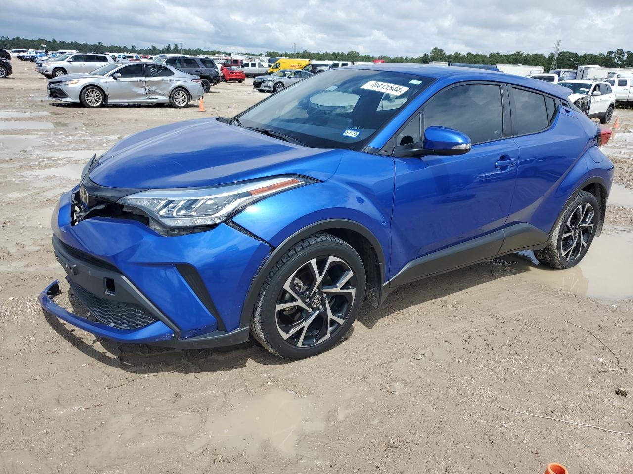 TOYOTA C-HR XLE 2021
