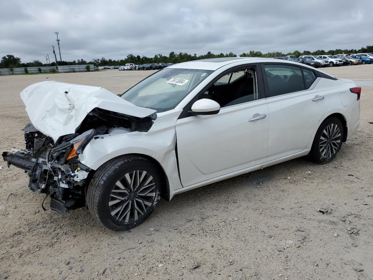 NISSAN ALTIMA SV 2023