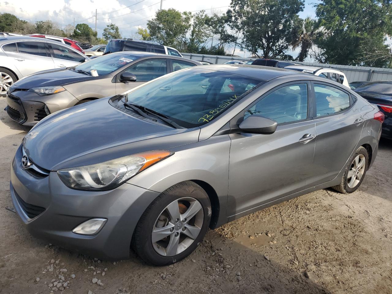 HYUNDAI ELANTRA GL 2013