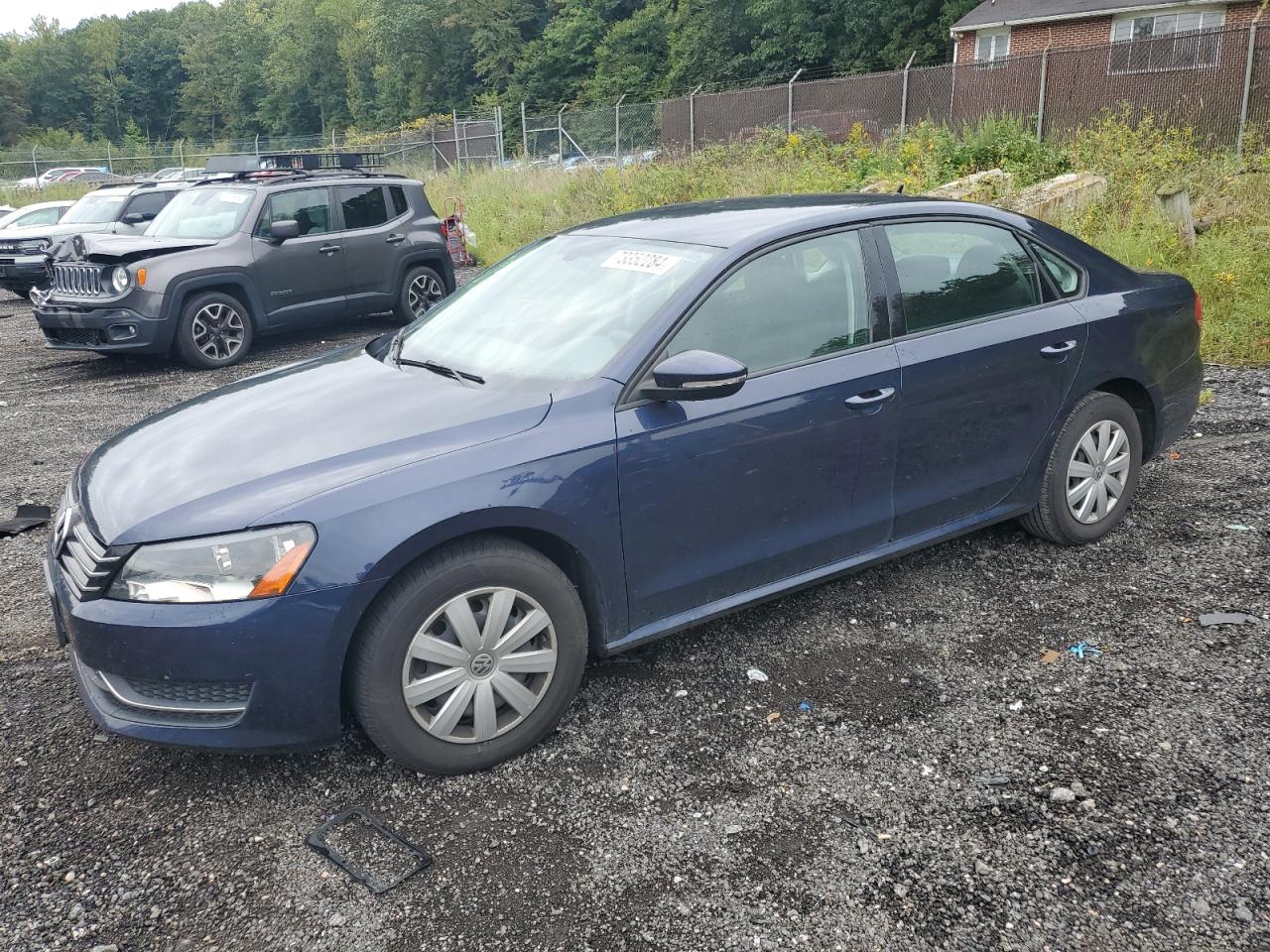 VOLKSWAGEN Passat S 2012