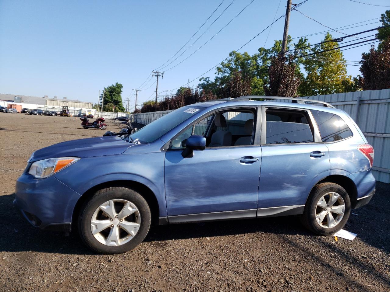 SUBARU FORESTER 2015