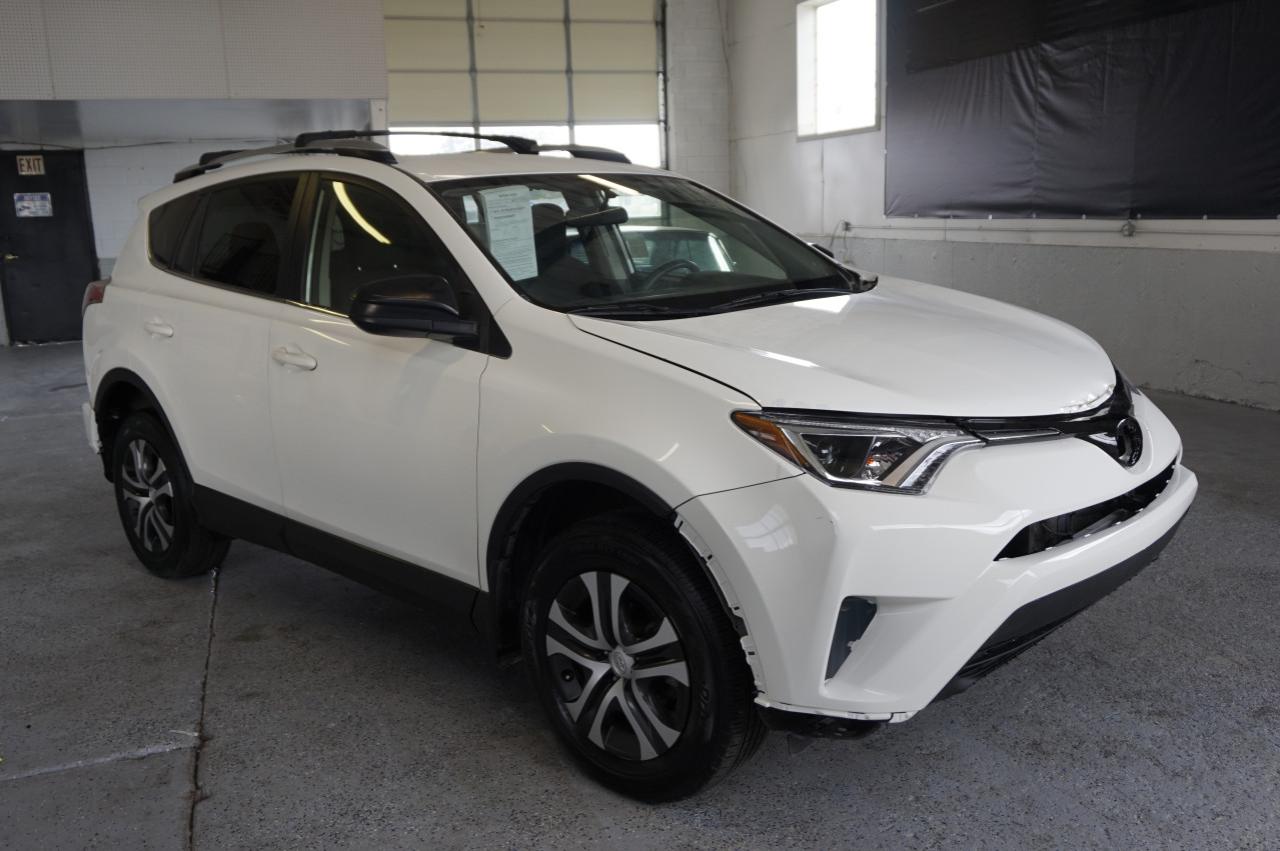 TOYOTA RAV4 LE 2016