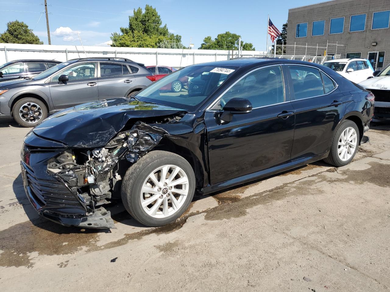 TOYOTA CAMRY LE 2022