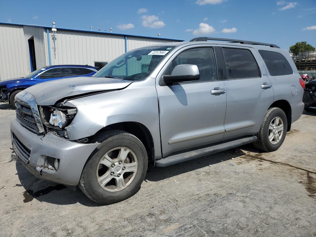 TOYOTA SEQUOIA SR 2011